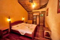 King-Bett-Laguna-Lodge-Tortuguero