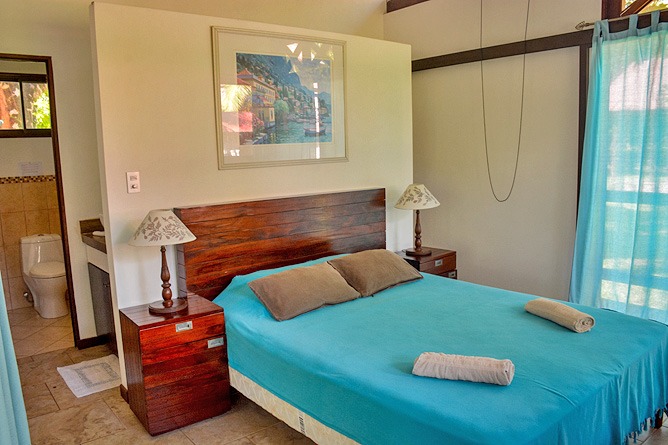 Kenaki Lodge – Bungalow Schlafzimmer