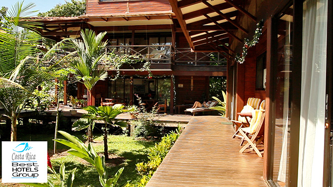 Kenaki Lodge – Standard-Zimmer gemeinsame Terrasse