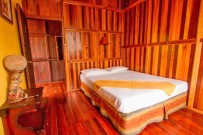 Josipek_Rustikales Jungle Haus_Doppelbett_04-2018
