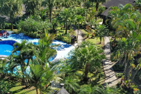 Lavas-Tacotal_Hotelanlage-mit-Pool_Foto-11-2018